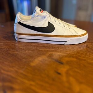 Women’s, Nike White and Black Low-Top Sneakers